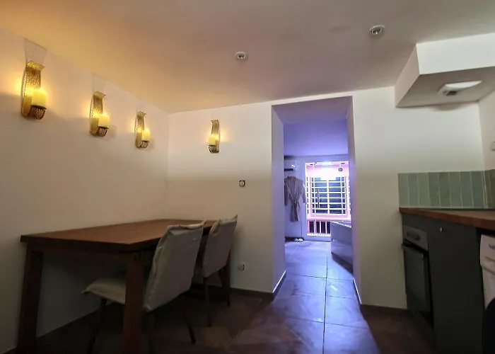 Love Room - Sauna - Baignoire Double